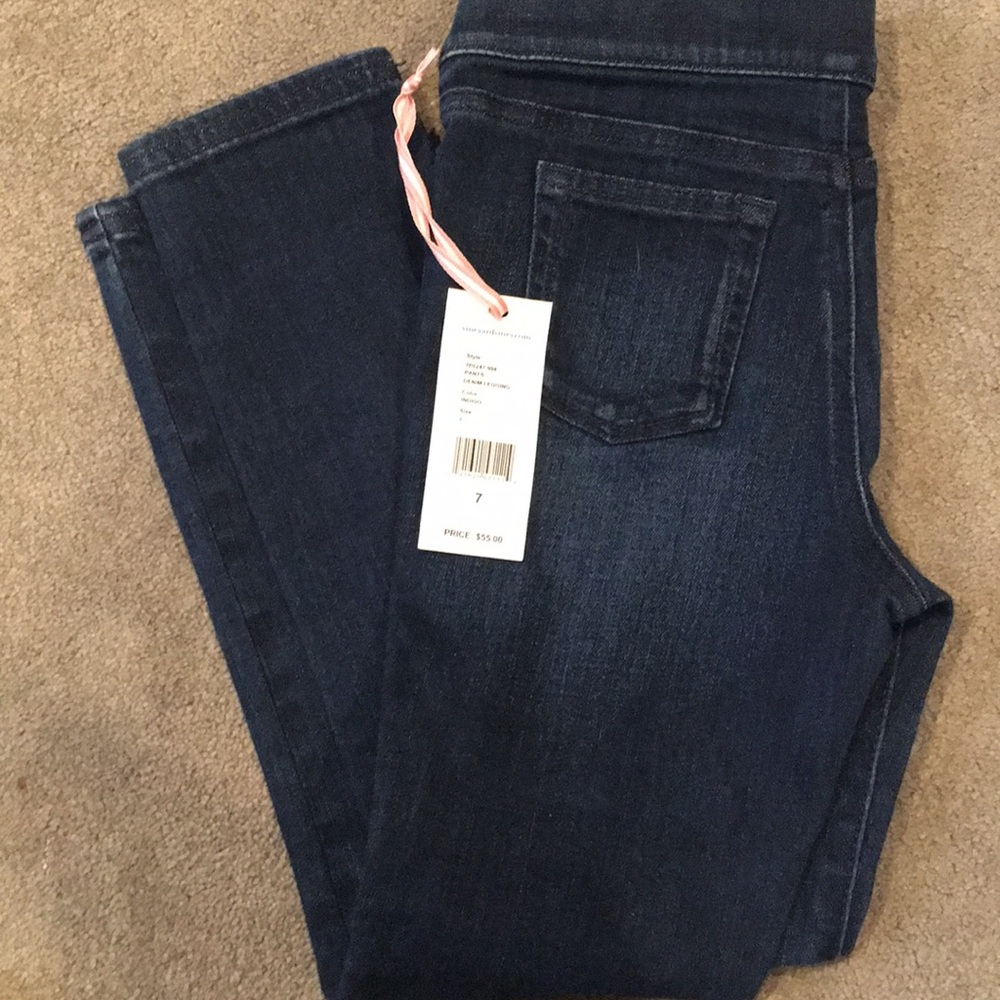 Size 7 ( girls) vineyard vines skinny jeans